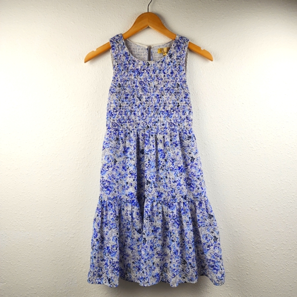 Vera Wang Smocked Tiered Sleeveless Blue & White Cottagecore Sundress Size Small